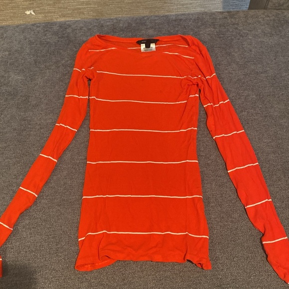 BCBG long sleeve shirt - Picture 3 of 5